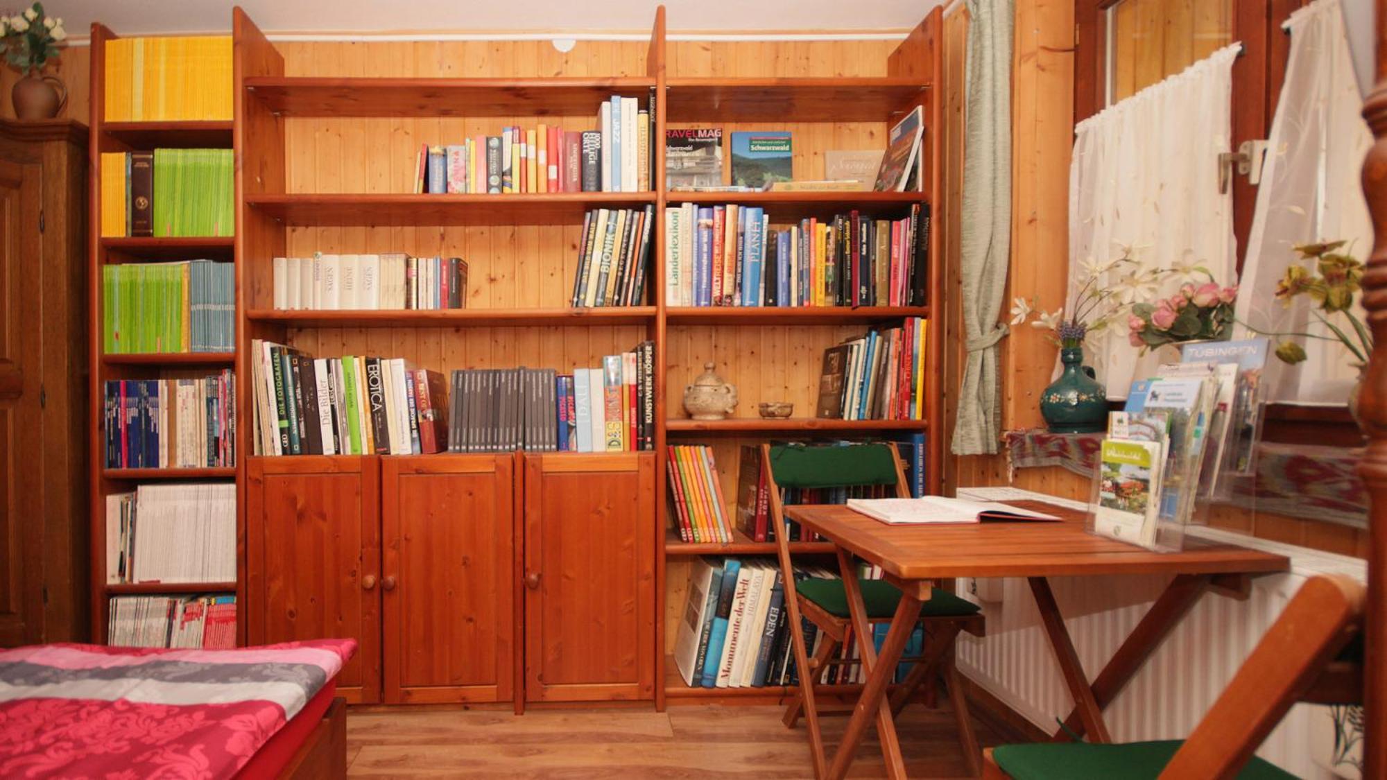Apartment-Pension Im Eichenweg Waldachtal Buitenkant foto