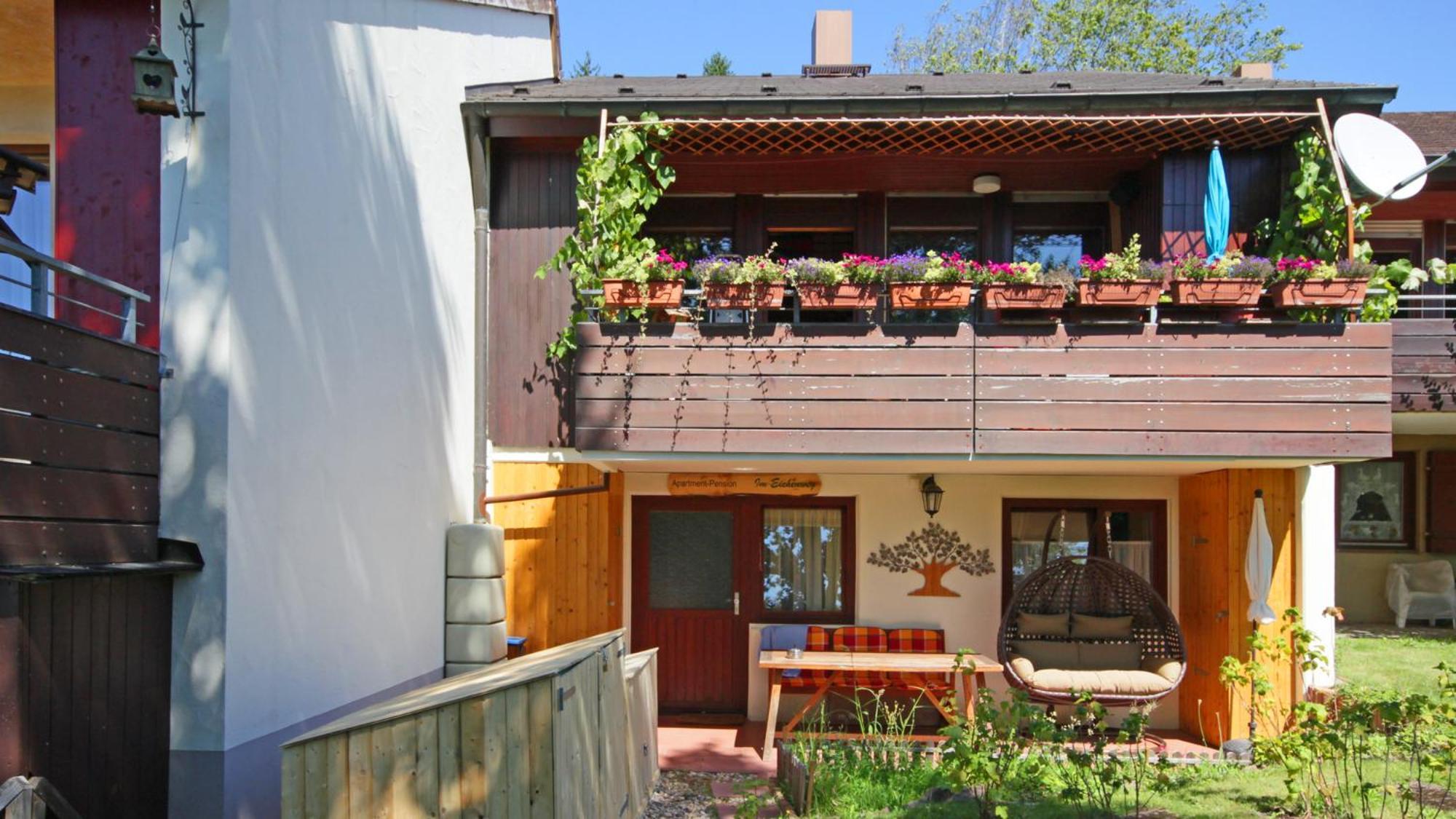 Apartment-Pension Im Eichenweg Waldachtal Buitenkant foto